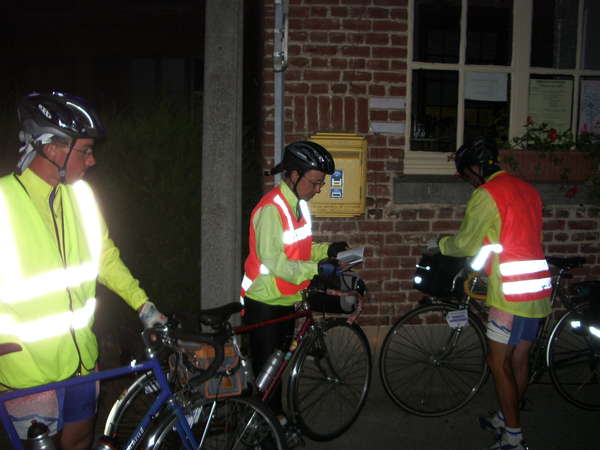 fichier 20050811_100200_hd_guillaume_charriere_annie_charriere_alain_charriere_bavinchove-0.jpg