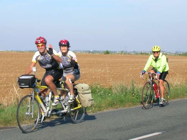 fichier 20050817_100020_bm_alain_schauber_francine_schauber_tandem_annick_lacroix-0.jpg