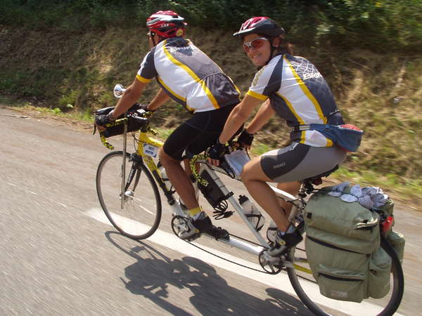 fichier 20050817_100050_bm_alain_schauber_francine_schauber_tandem-0.jpg