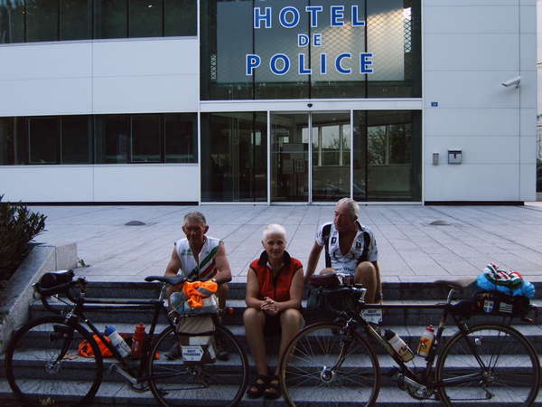 fichier 20050902_100000_bs_jean-claude_salmon_jocelyne_hinzelin_georges_machalica_police_strasbourg-0.jpg