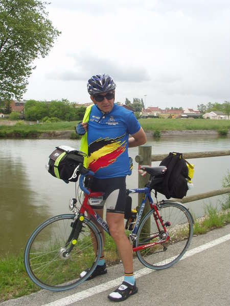 fichier 20060514_1435_sh_andre_vaneeckhout_bf-0.jpg