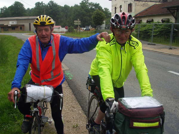 fichier 20060602_0910_dm_06099_georges_machalica_jean-claude_salmon_bf-0.jpg