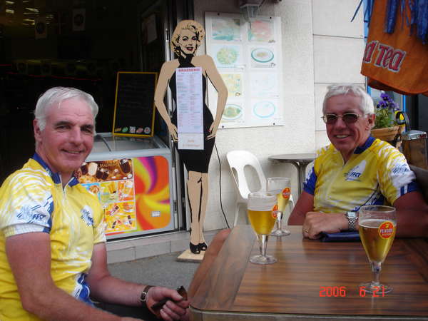 fichier 20060618_0226_20060621_1904_sh_christian_lamouller_dominique_lamouller_boisson_hb-0.jpg