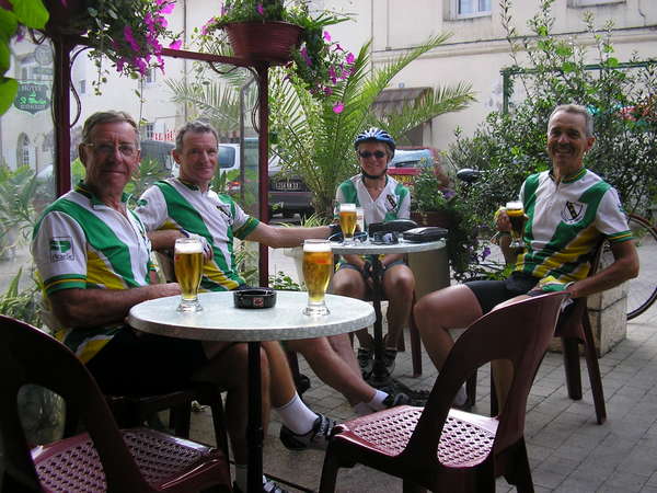 fichier 20060629_182346_hd_roger_devulder_ghislaine_devulder_tandem_pierre_dorne_max_audouin_bistrot_bd-0.jpg