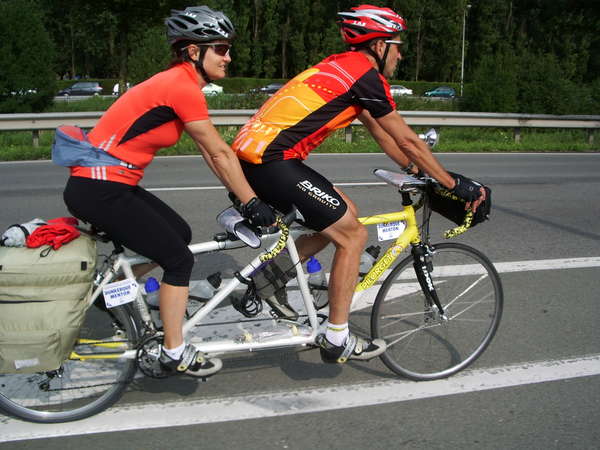 fichier 20060813_171750_dm_tandem_francine_schauber_alain_schauber_depart1_ml-0.jpg