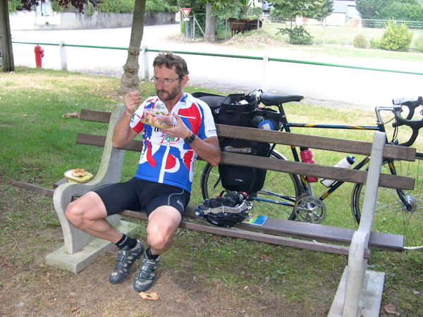 fichier 20060821_140124_hm_jean-pierre_lefranc_repas-0.jpg