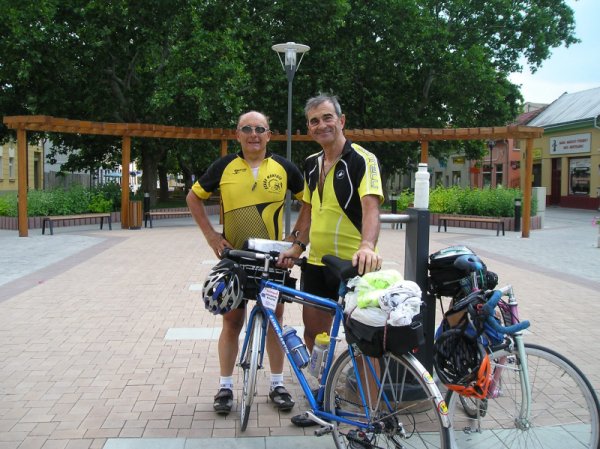 fichier 20070604_1930_eurodiagonale_StrasbourgBudapest_christian_diandet_francis_pouzet-0.jpg