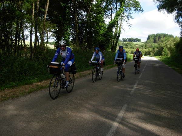 fichier 20080623_102701_bm_veronique_renaut_muriel_cordier_frederic_deschuyteneer_alain_somville01_jp-0.jpg