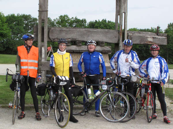 fichier 20090521_092328_bp_pascal_simonnou_joseph_dherve_abdel_zarouf_eric_kareb_christian_legoff10_sq-0.jpg