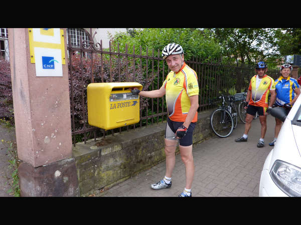 fichier 20090527_164145_bs_bernard_aussillou_jacques_mandile_jacques_aylies_nicole_massol_bernard_gely12_resized_jh-0.jpg