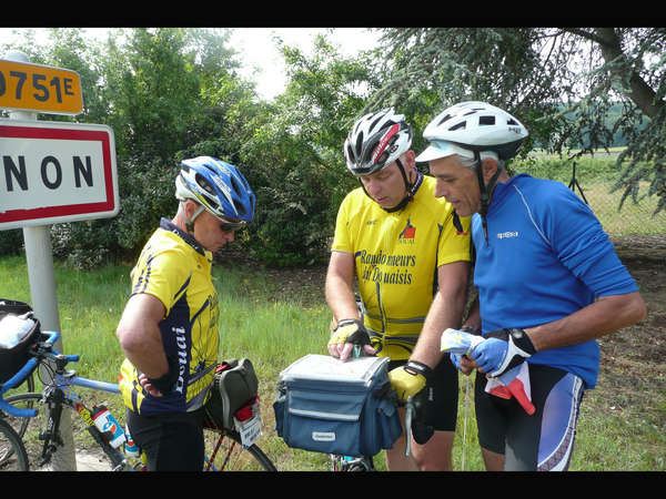 fichier 20100613_101903_bm_jacques_delecolle_bertrand_regnier_christian_videau11_resized_cr-0.jpg