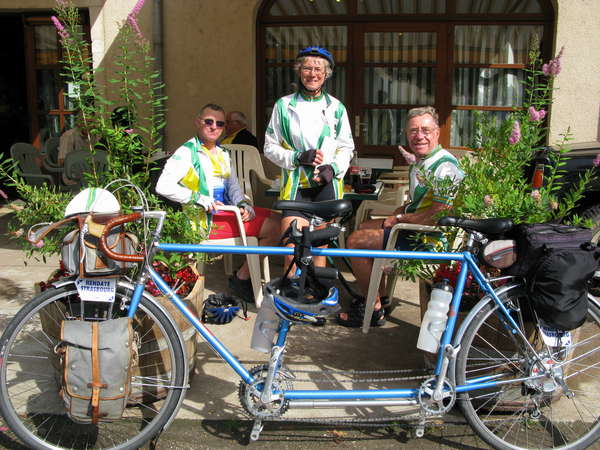 fichier 20100615_134507_hs_tandem_pierre_dorne_ghislaine_devulder_roger_devulder20_ag-0.jpg