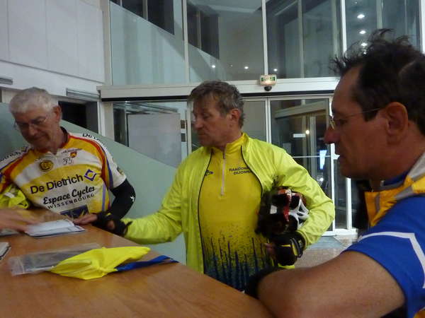 fichier 20100903_212857_bs_luc_piveteau_jean-luc_marchal_bernard_faitrop12_jh-0.jpg