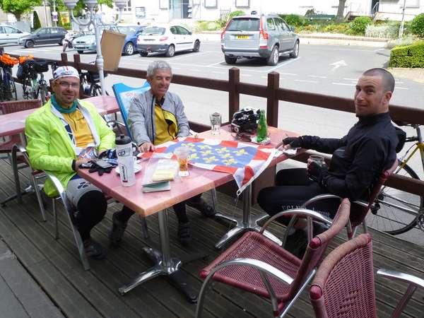 fichier 20120516_074256_dh_francois_cromelynch_thierry_maurickx_aurelien_mesguich04_cr-0.jpg