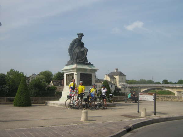 fichier 20120530_102902_mb_bertrand_affres_pierre_barth_sylvie_laverdure_christian_raineau20_cv-0.jpg