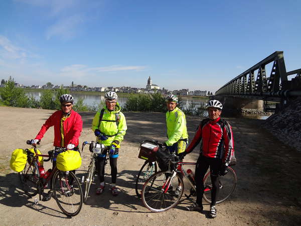 fichier 20130514_151418_mb_jean-jacques_treguer_roger_tardieu_albert_marchetto_christian_cariou30_jc-0.jpg