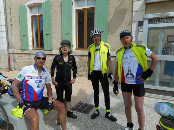 fichier 20160504_191053_dm_philippe_carpentier_isabelle_mayer_nicolas_capron_frederic_maerten-0.jpg