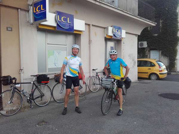 fichier 20170606_210308_sp_bernard_aussillou_marc_courgoule_12_bl-0.jpg