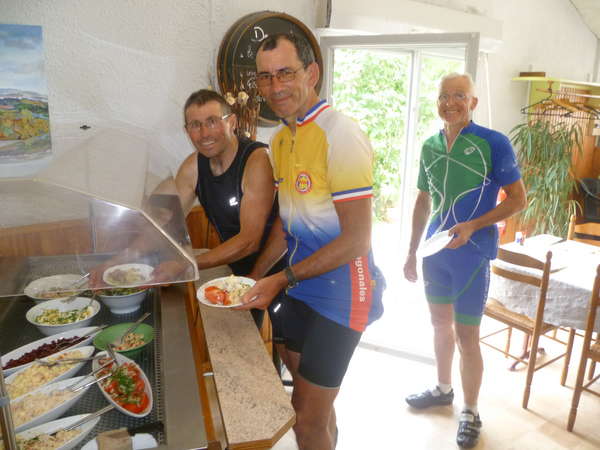 fichier 20180608_115723_bm_etienne_lecomte_dominique_bourgeteau_francis_esnault11_cr-0.jpg